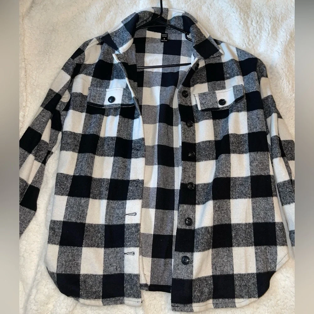 Flannel - Picture 1 of 3